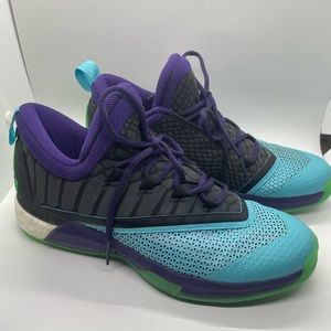 Men’s Adidas runners